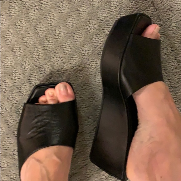 Marc Fisher platform slides - Picture 13 of 13